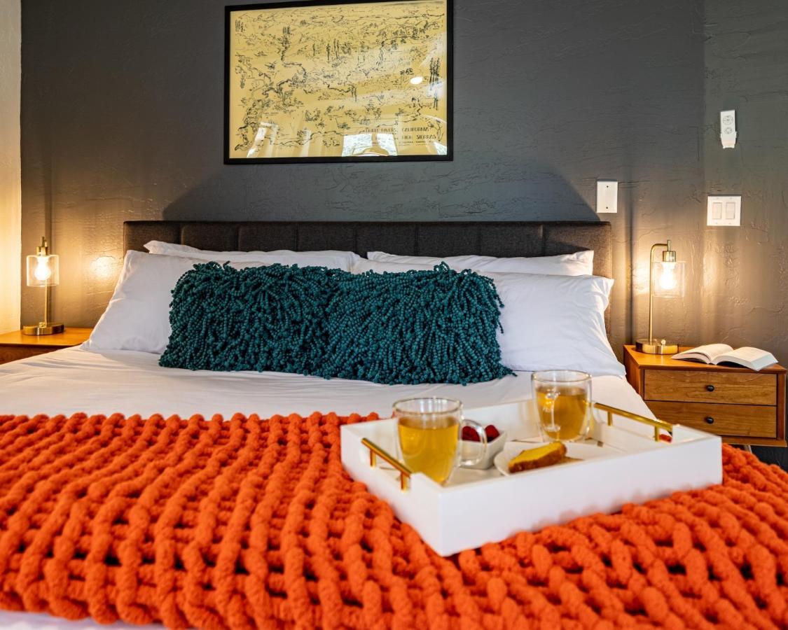Secluded Mtn Top Family Haven W/Views Spa & Arcade Three Rivers Εξωτερικό φωτογραφία