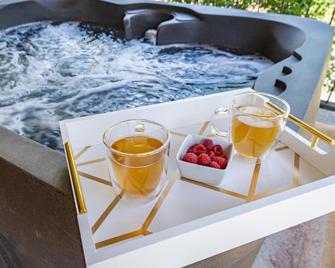 Secluded Mtn Top Family Haven W/Views Spa & Arcade Three Rivers Εξωτερικό φωτογραφία