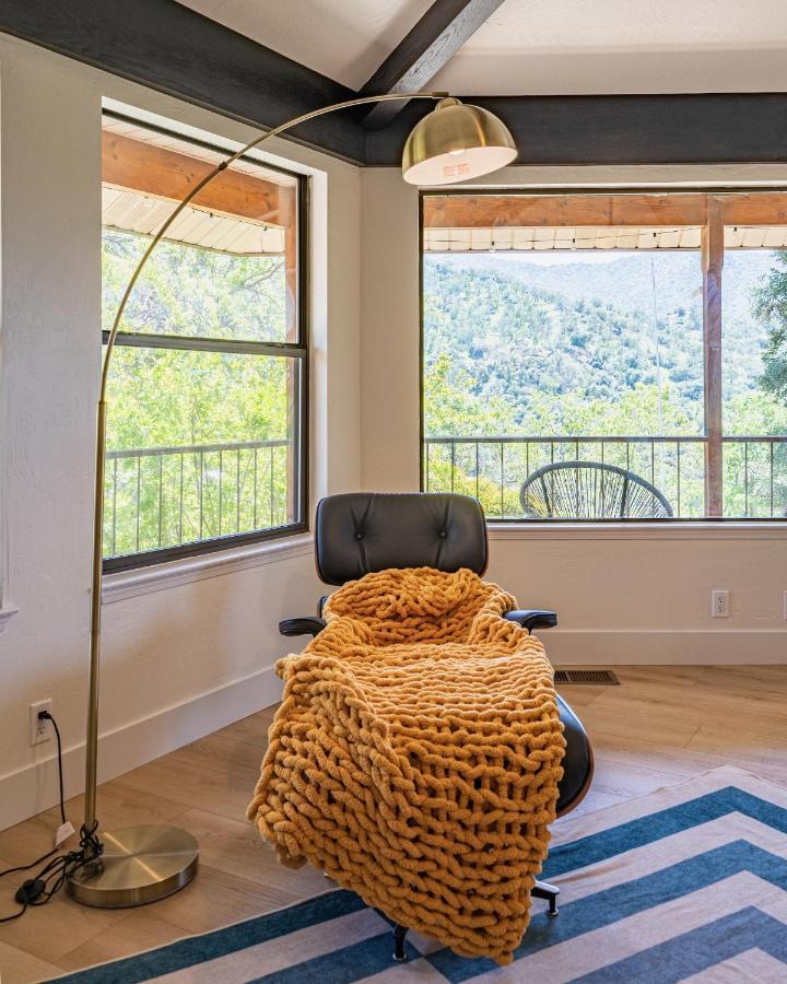 Secluded Mtn Top Family Haven W/Views Spa & Arcade Three Rivers Εξωτερικό φωτογραφία